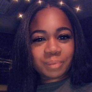 Meet your Posher, Corrina